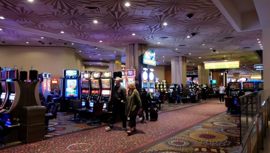 华裔数学天才横扫赌场,华裔数学天才赌博惨死