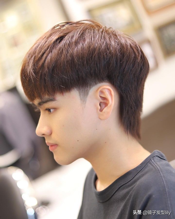 十大最帅气男士发型图片,40岁男士清爽发型