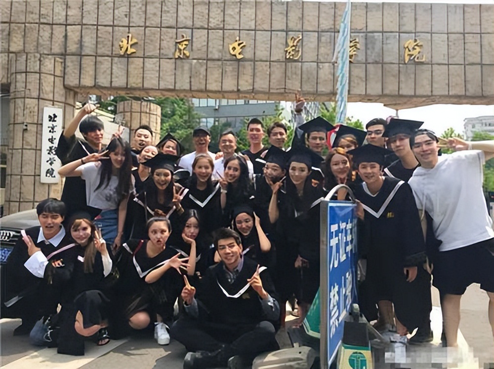 陈凯歌指导朱一龙,陈凯歌说朱一龙的脸有老电影感