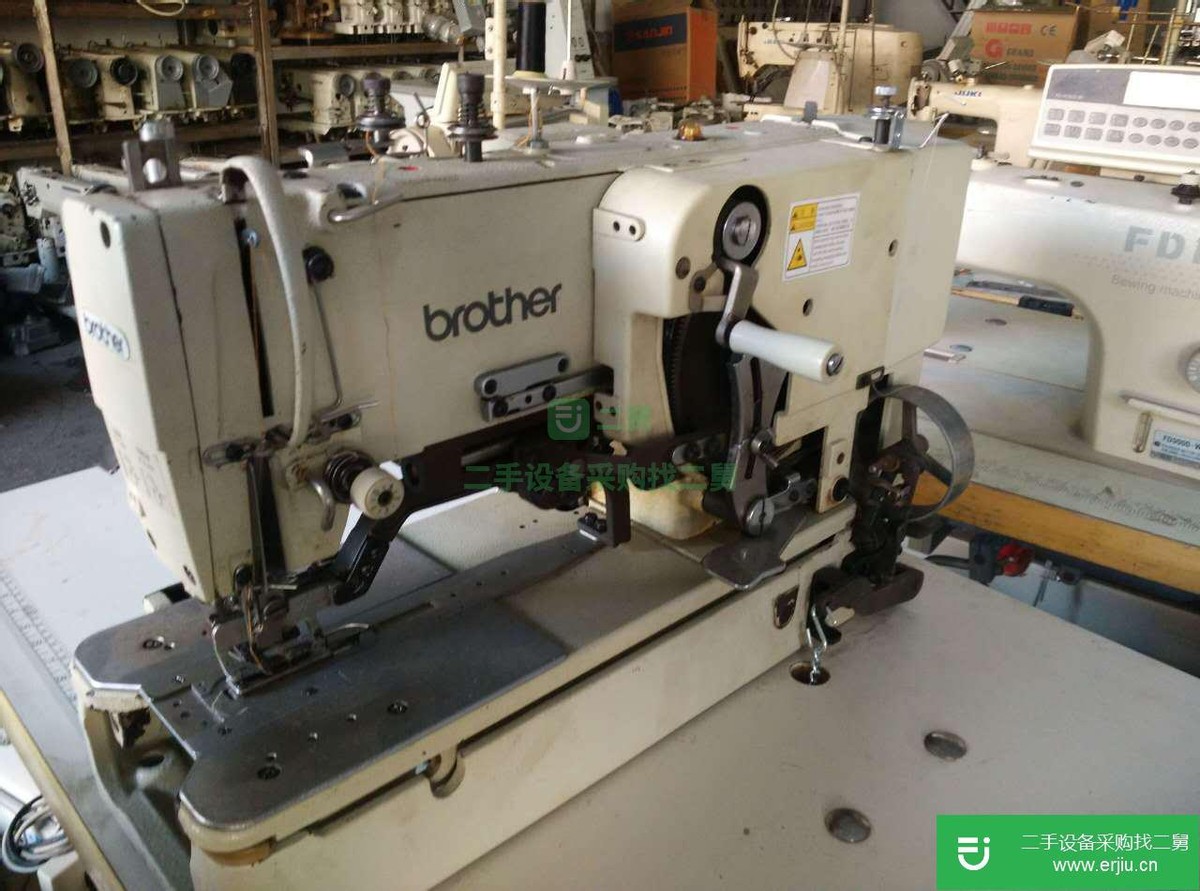 缝纫机锁边机线路过密维修教程,老式缝纫机锁眼机不往前走怎么办