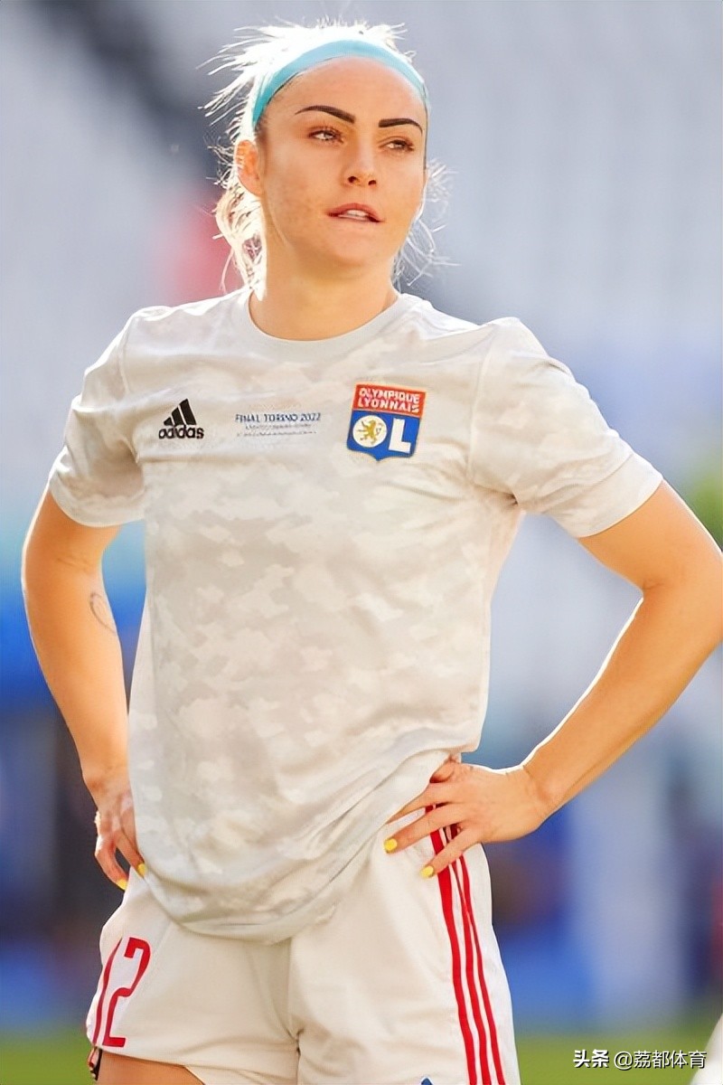 最美足球女运动员,世界十大美女足球运动员