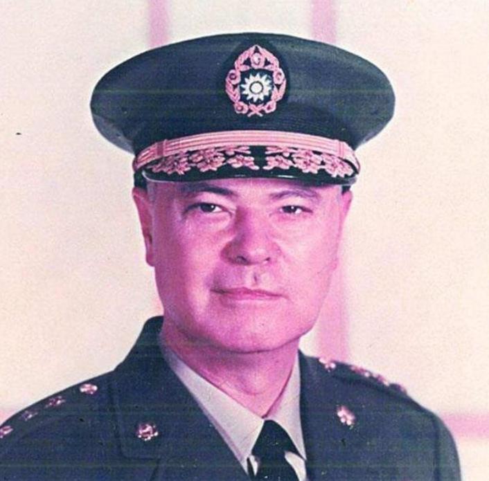 嫁给首富一直无子,麦秀英劝说表妹当妾,表妹连生10子成平妻