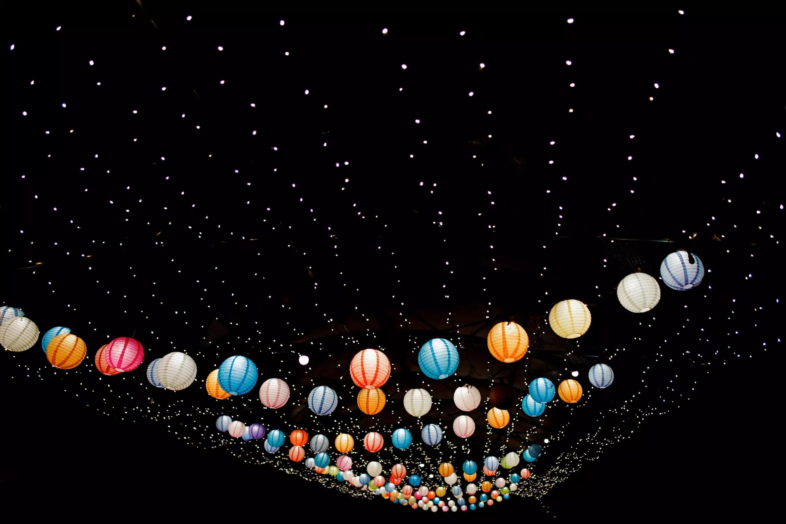 小米6oled55寸电视效果图,居家看电视氛围