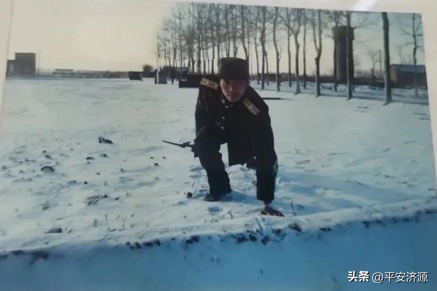 致敬八一戎装虽改初心不变,致敬八一致敬军人