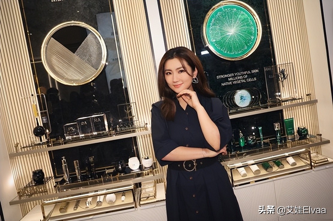 selina男友正脸照引热议,selina新恋情曝光