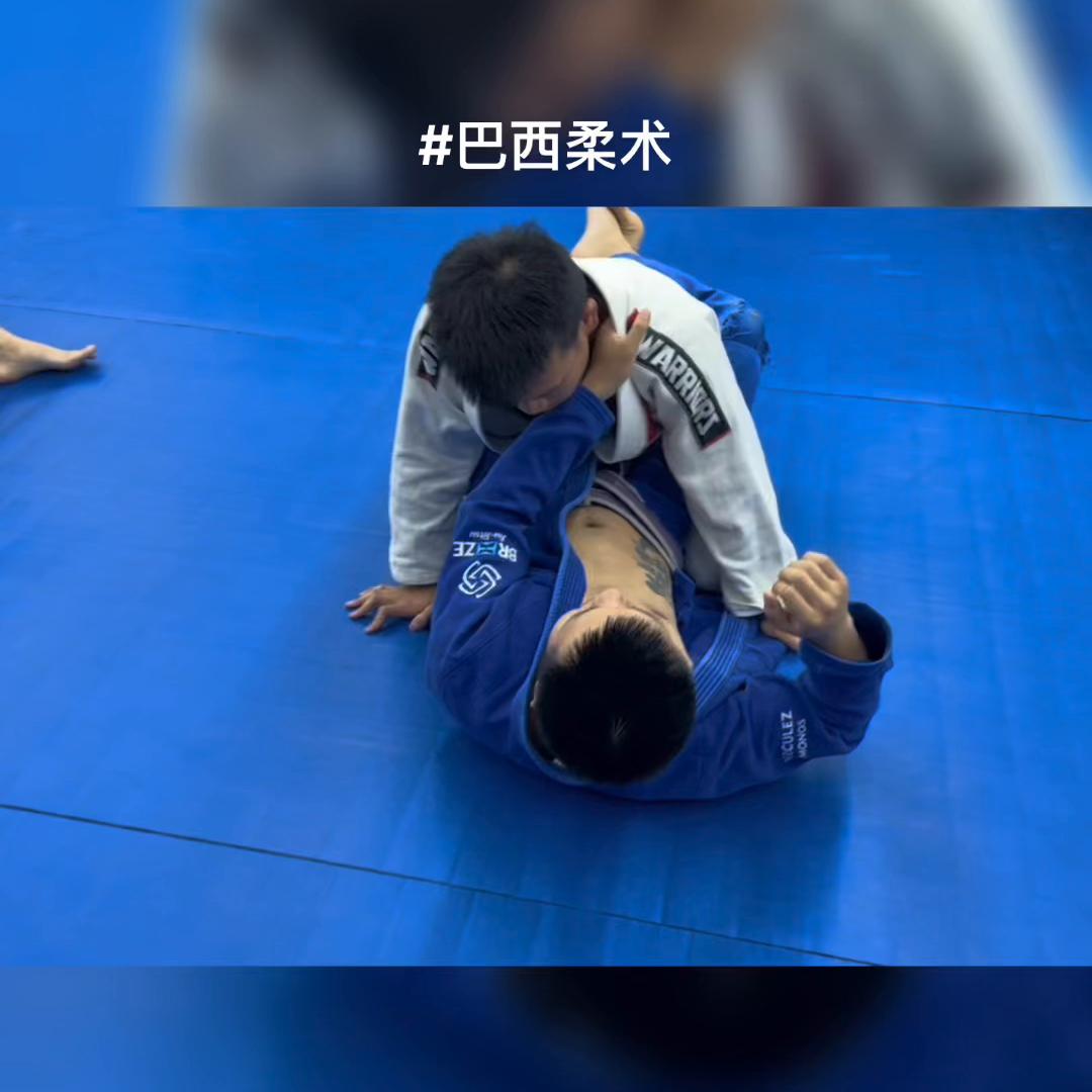 下位封闭式防守的肩胛固进攻视频有点长都是细节