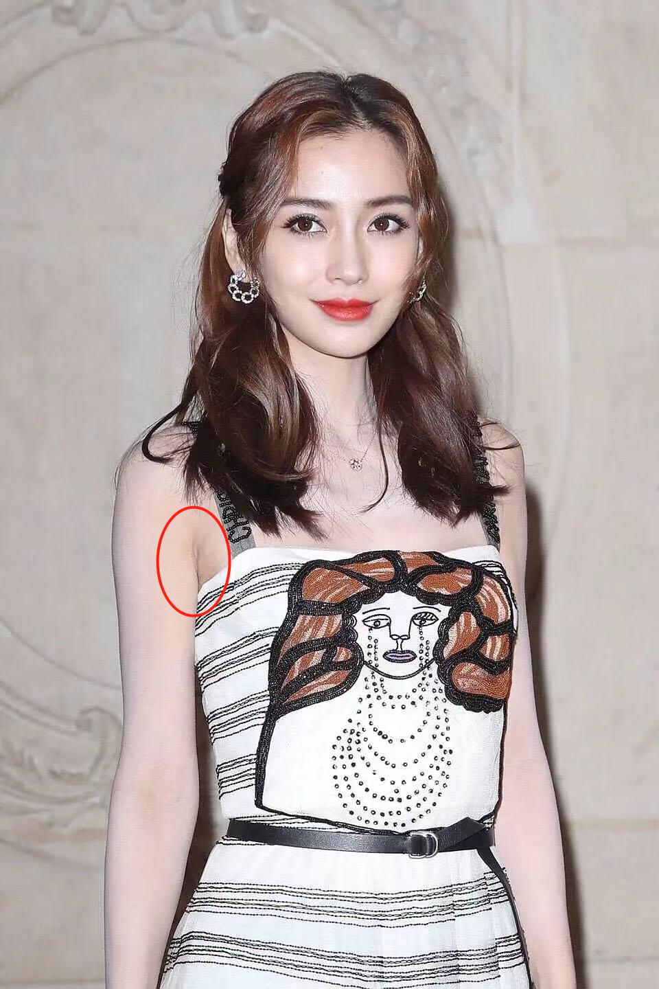 娱乐圈还有哪些假臀假肌肉,假臀假肌肉假肩膀的明星们