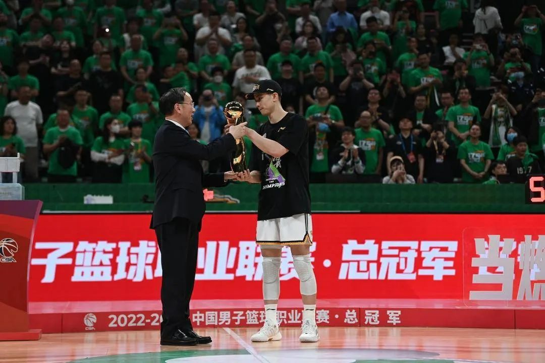 辽宁省委书记观战CBA,辽宁省委书记看球