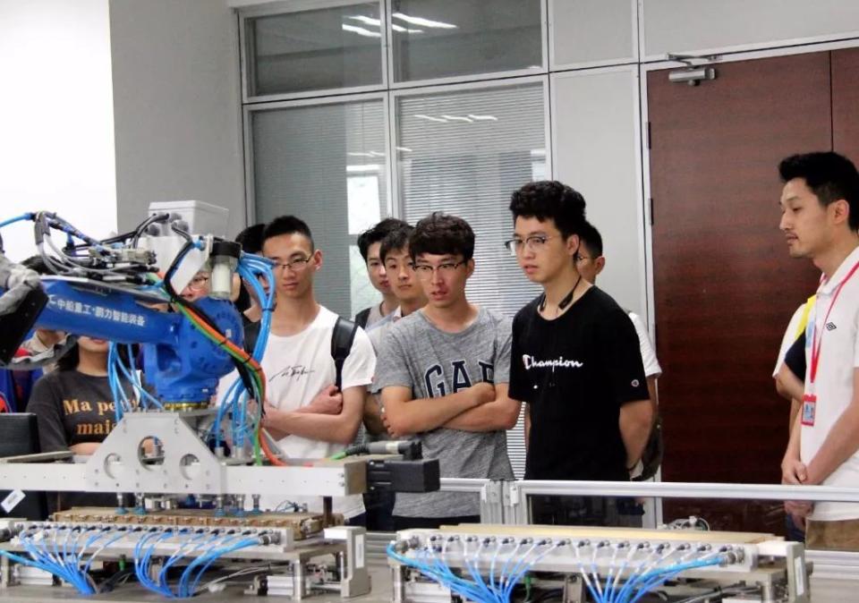 文科十大就业前景好的专业排名,文科十大吃香专业排名