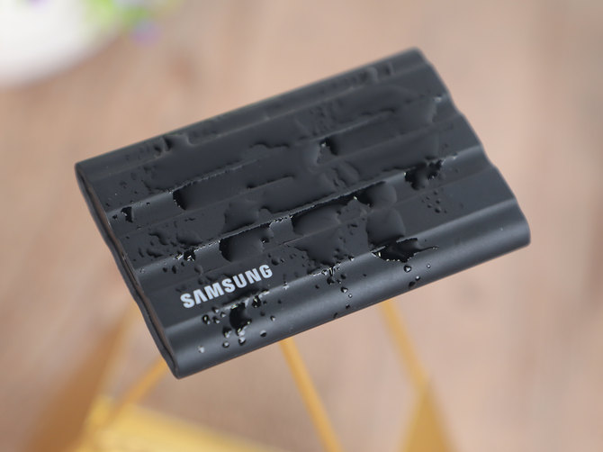 三星t7指纹版固态硬盘评测,三星t7s移动硬盘深度测评