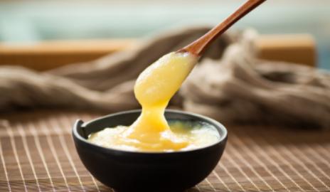 50岁女人脸部暗黄吃什么好,40岁的女人肤色暗黄改善食物