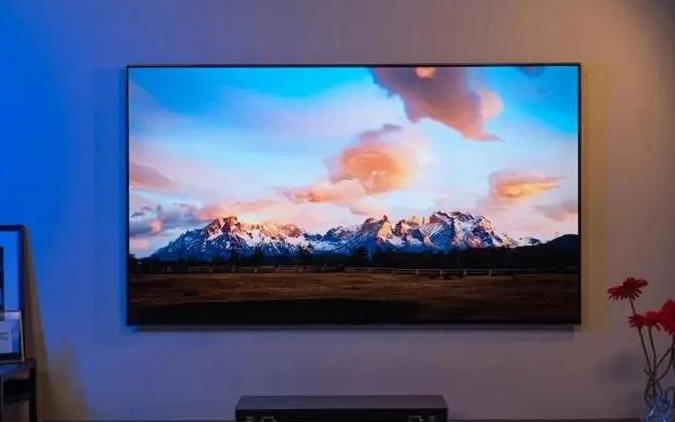 装修选电视机还是投影仪,客厅装修用多大电视合适