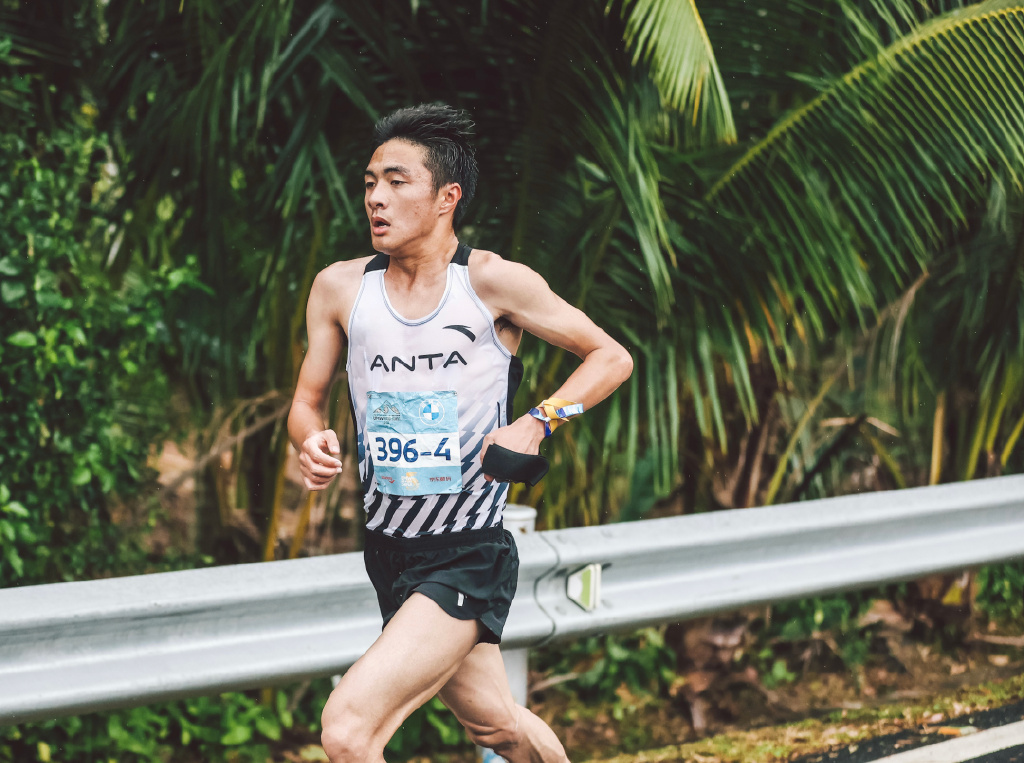 高鹏马拉松最好成绩,高鹏马拉松运动员