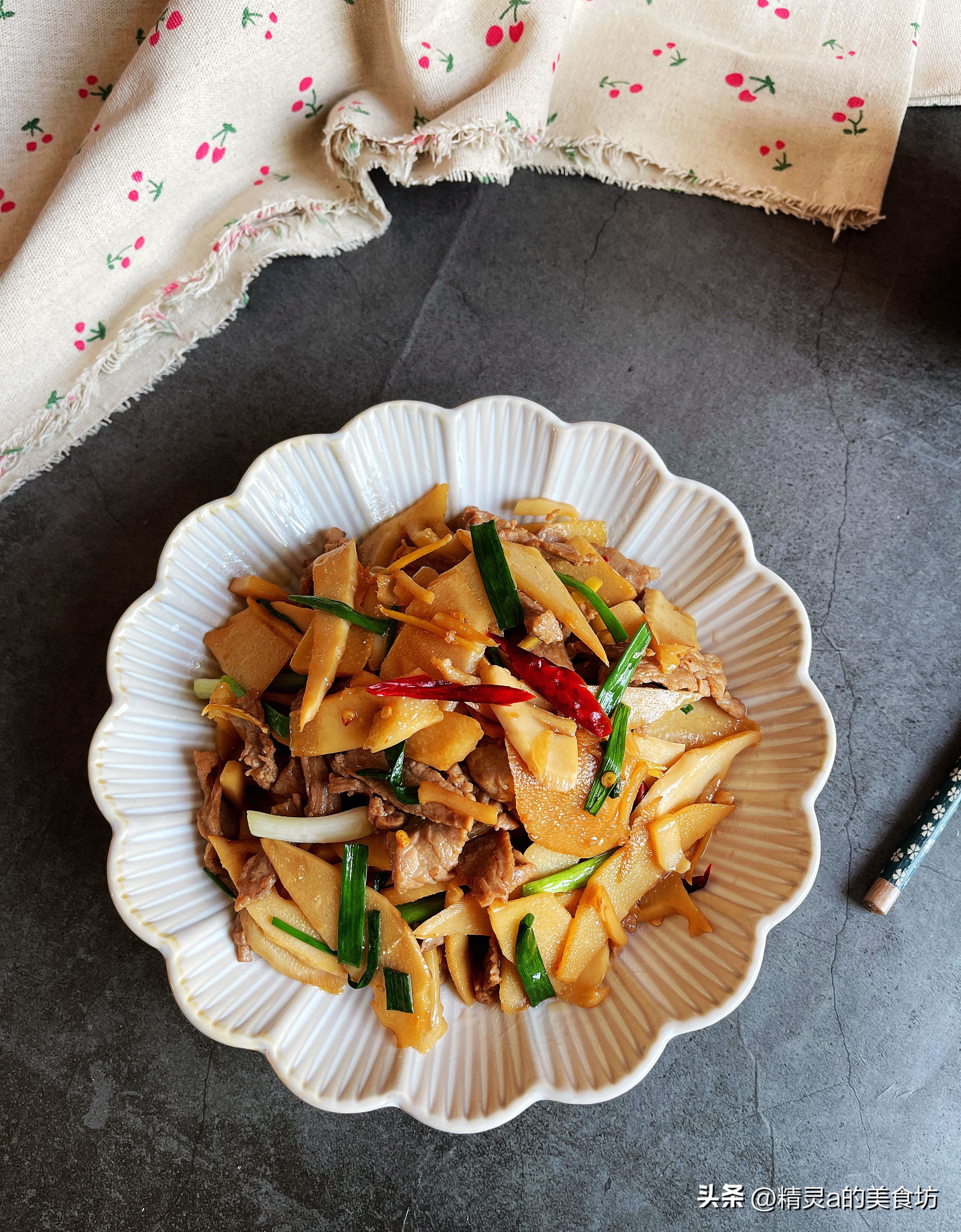 瘦肉清炖春笋的做法,春笋最好吃的做法酸辣爽口开胃