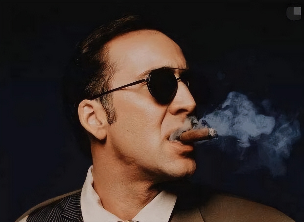 百亿影帝如何被一部烂片打落神坛,严重怀疑一代影帝沦为烂片之王