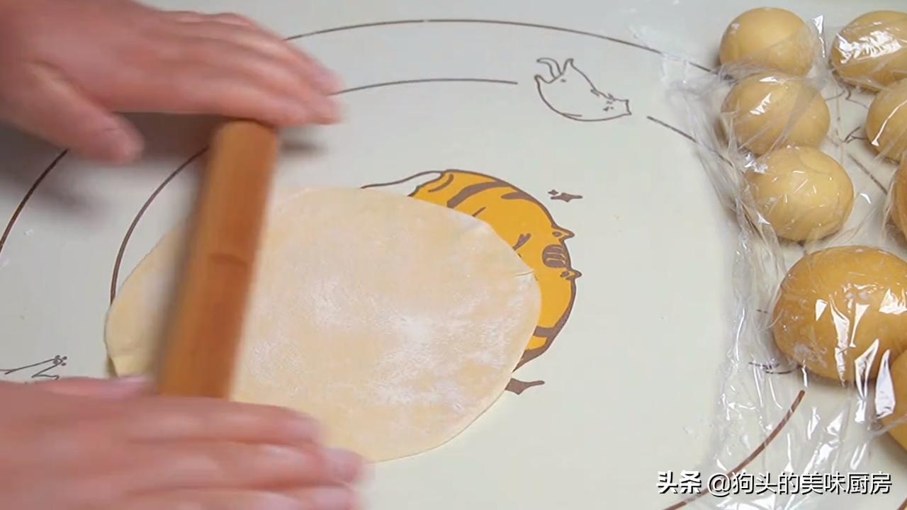 低筋面粉怎么做毛毛虫,面粉毛毛虫零食怎么做