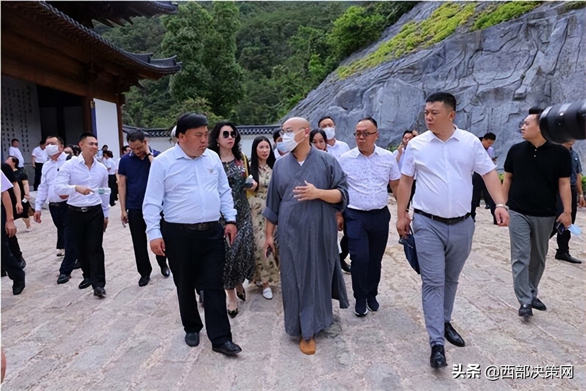 秦晋集团杨百章简历,合阳秦晋董事长杨百章抖音