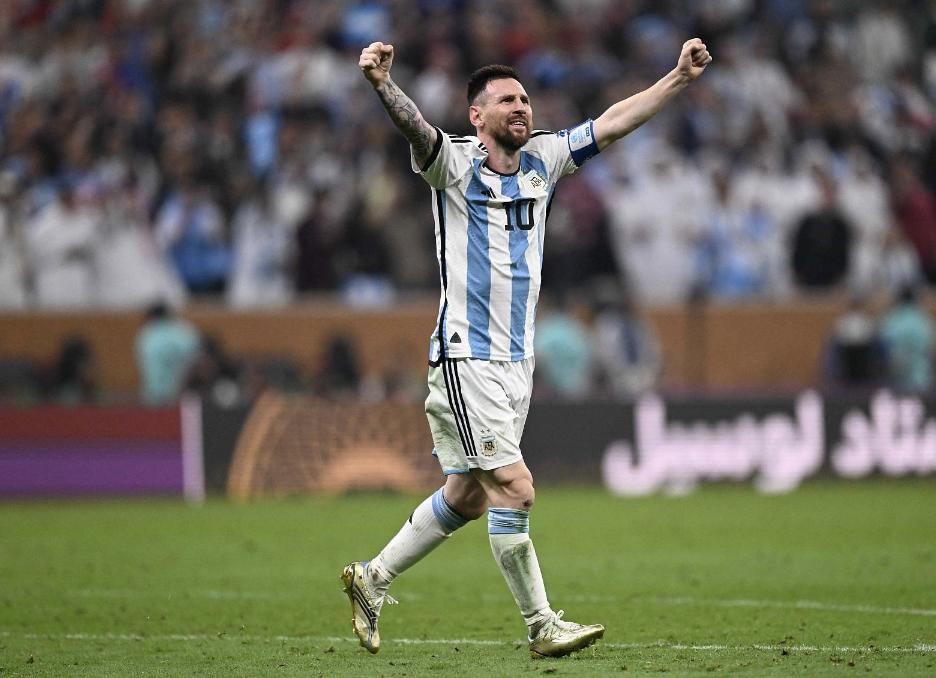 梅西一场足球能赚好多钱,梅西一年为阿根廷足协花多少钱