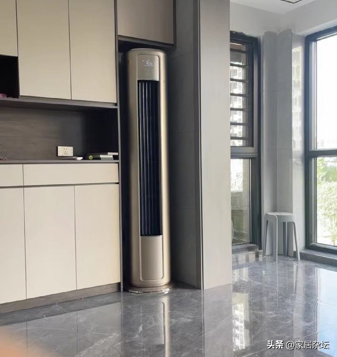 看了3家空调，终于明白10000多元的风管机和5000多元柜体机的区别