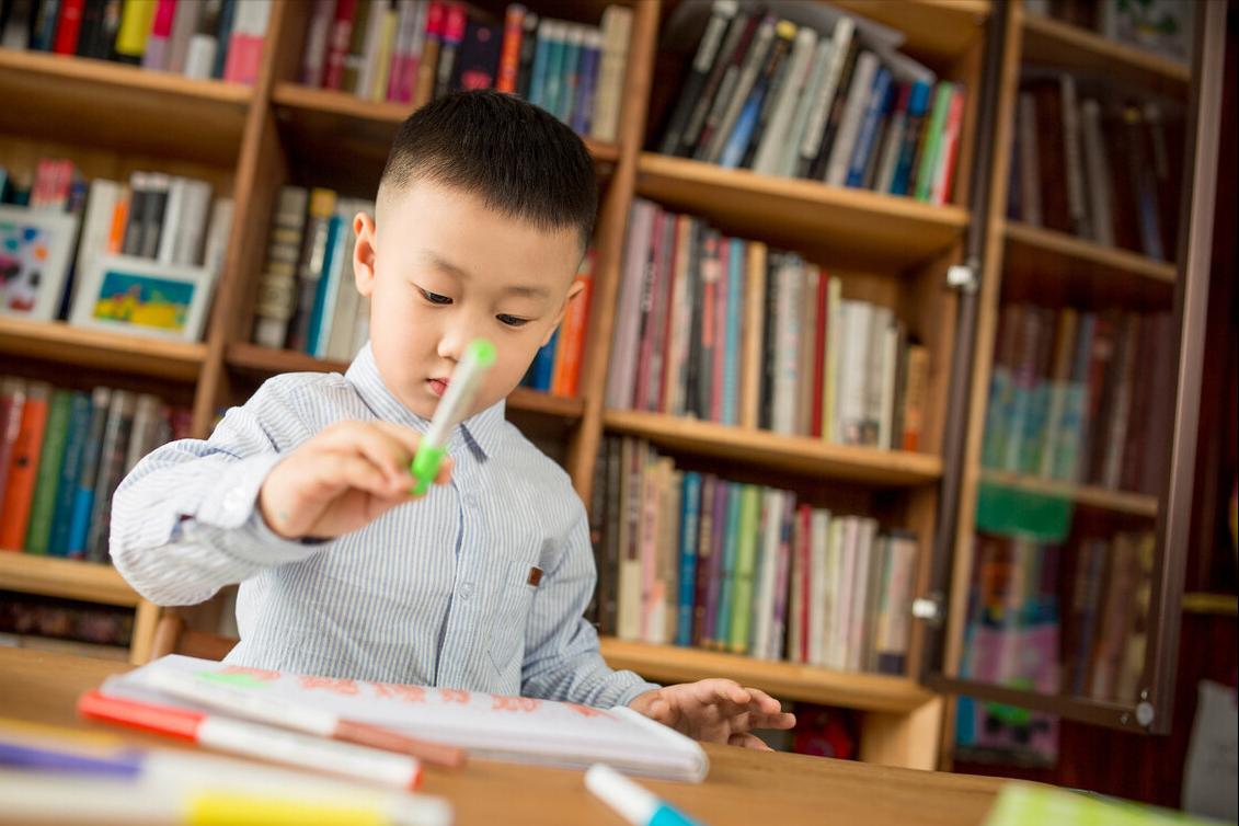 孩子阅读读什么书比较好,孩子读什么书能提高阅读能力