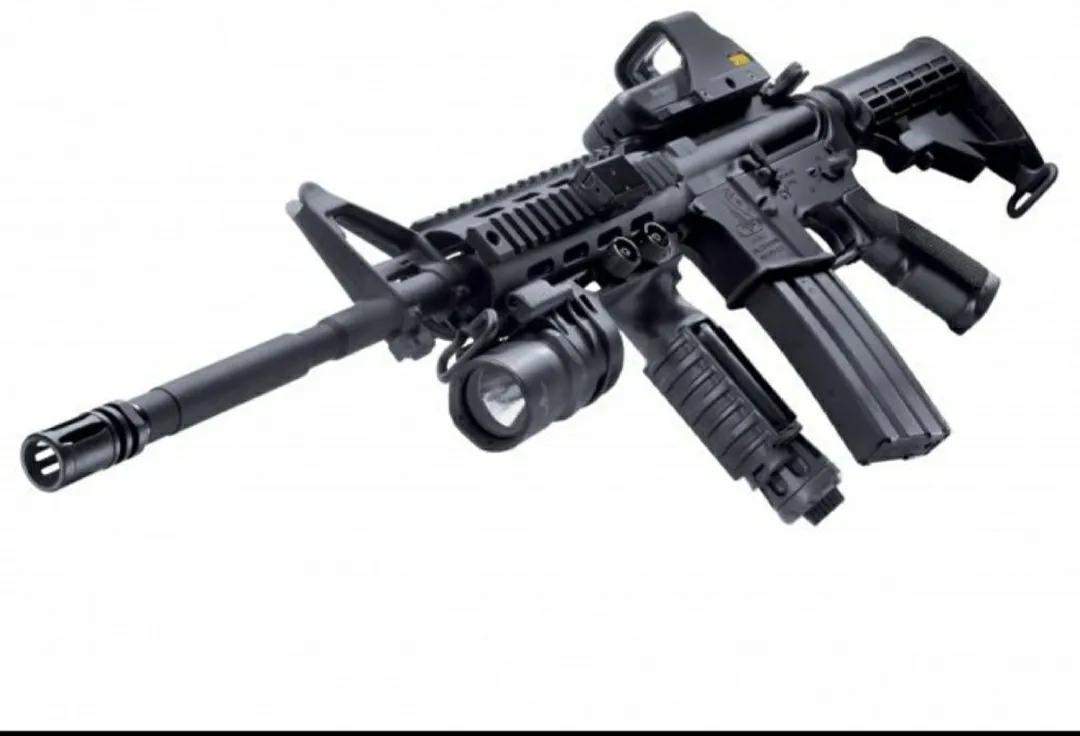 m4a1突击步枪逃离塔科夫满改,m4a1突击步枪不需要拉枪栓吗