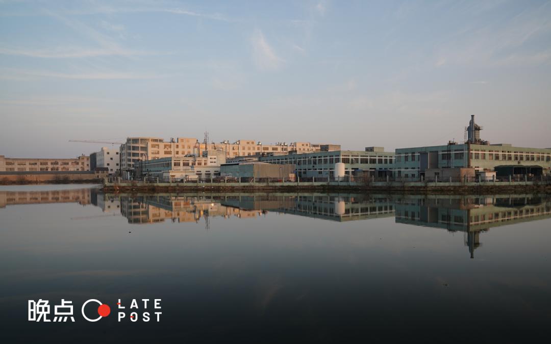 接管工厂的二代：在有限选择里找机会