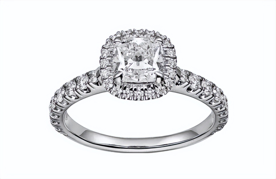 全网女生都爱的玫瑰花戒指,卡地亚钻戒款式