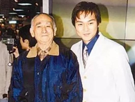 30多年后再看张智霖：如此完美的男人，不温不火或许是最好的选择