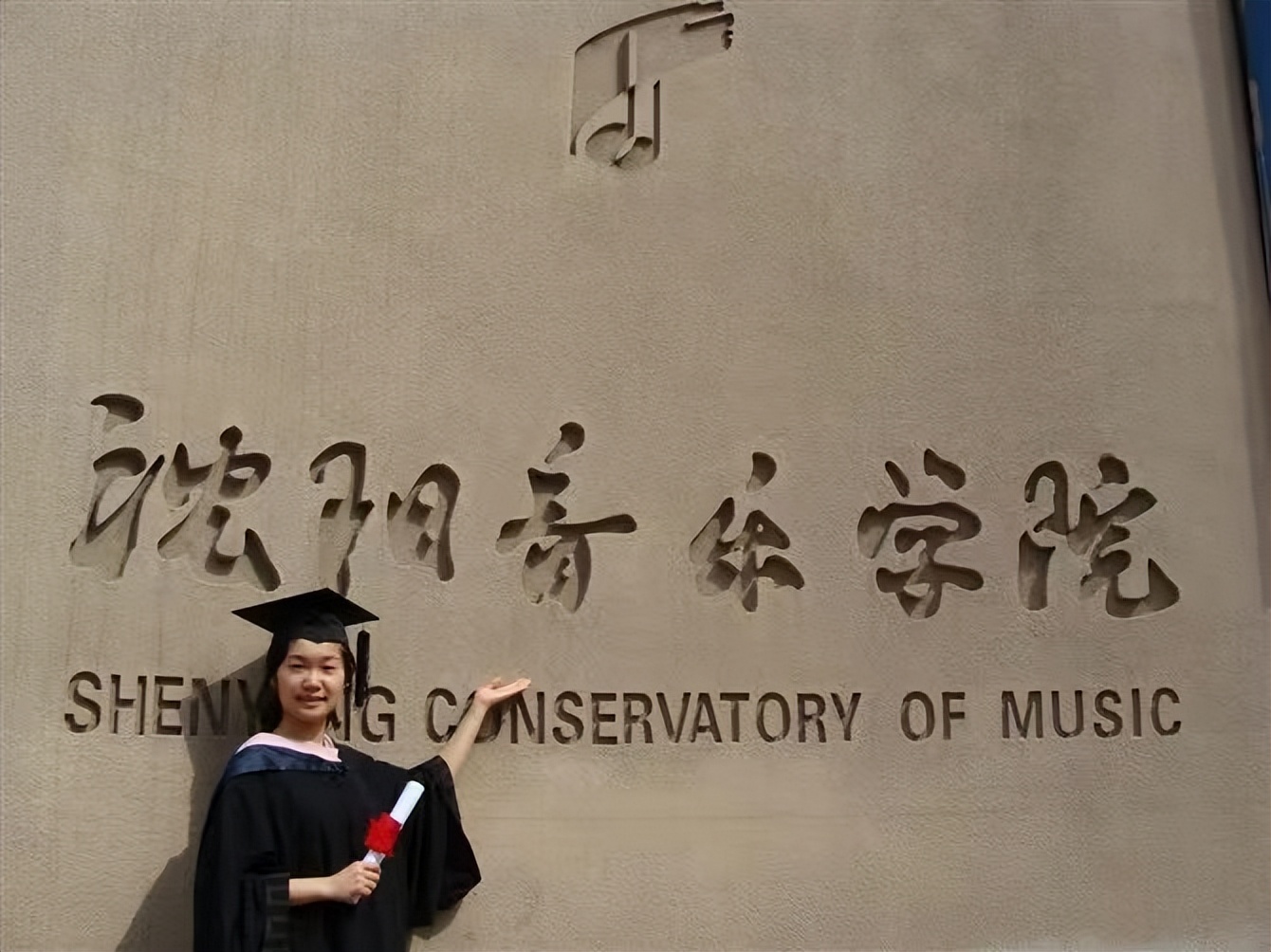 我80后，德国老公是大学教授，却没房没车没存款，月薪只有2000元