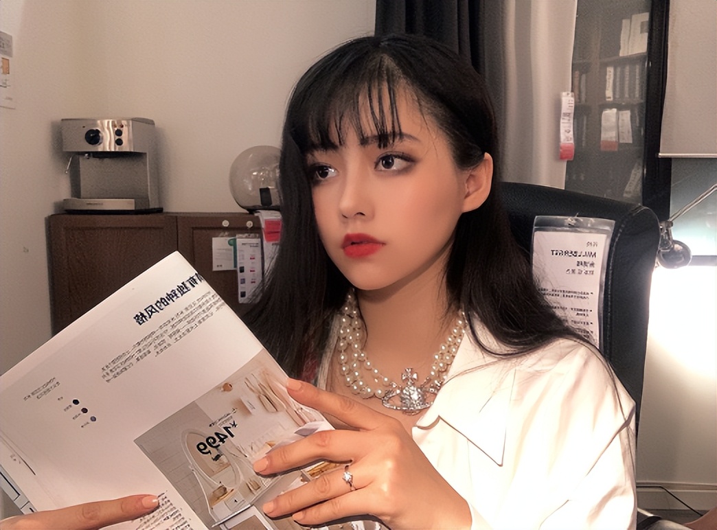 央美邹雅琪假扮名媛21天视频,央美女生假扮名媛21天没花一分钱