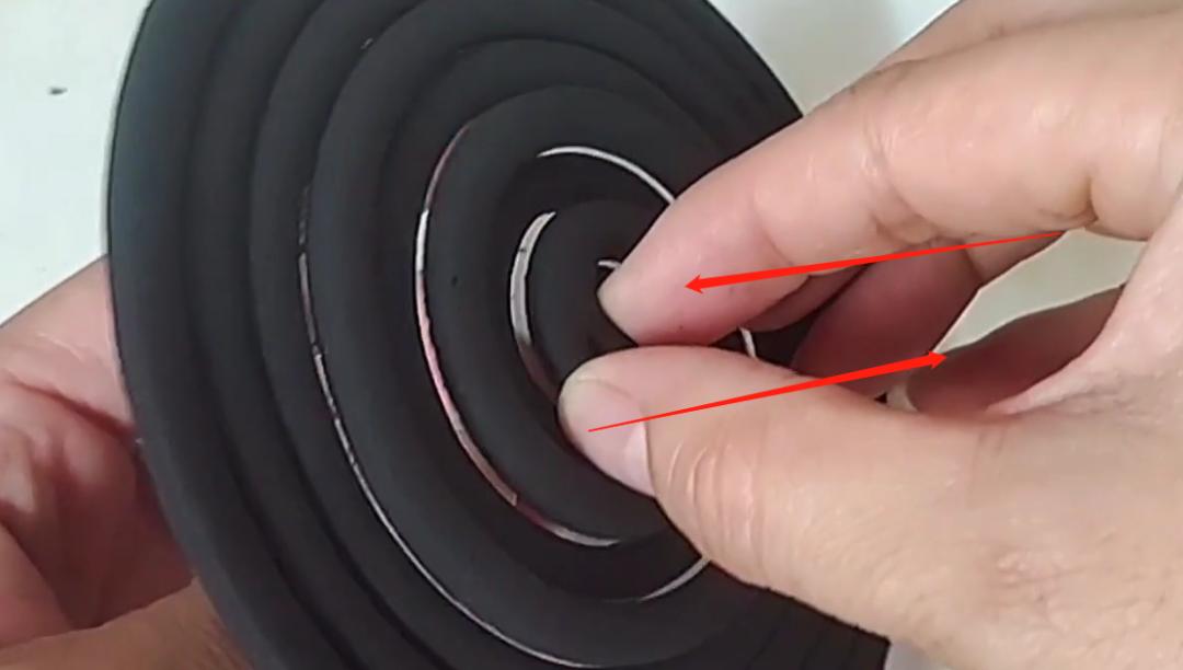 徒手掰蚊香一掰就断怎么办？蚊香这样拆，一拆就开，快学学