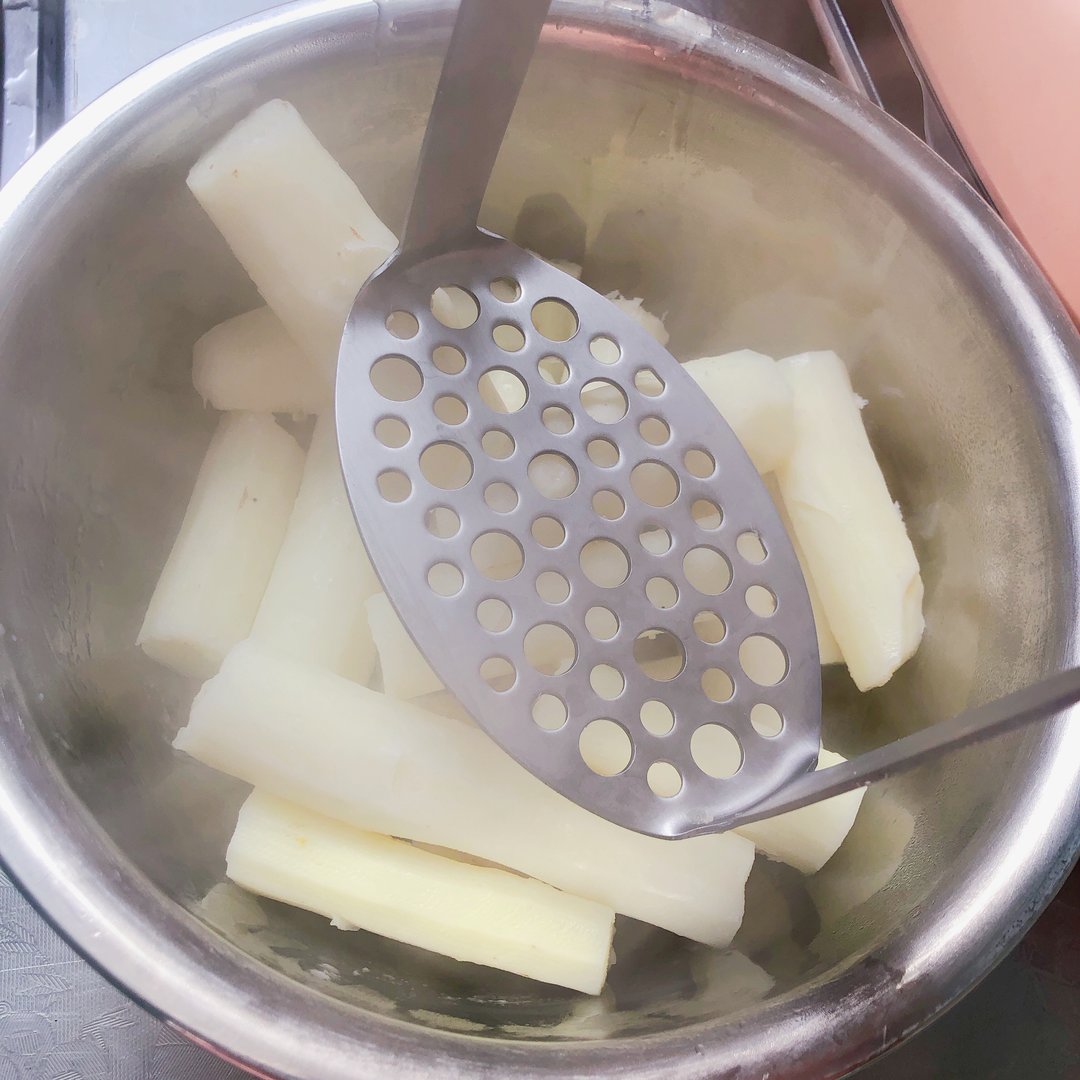 又糯又甜的蓝莓山药味道不错,脆甜的蓝莓山药