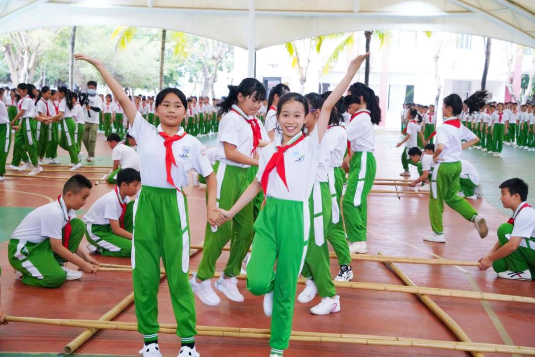 奔跑吧少年公益体育活动,海南奔跑吧少年青少年运动会轮滑