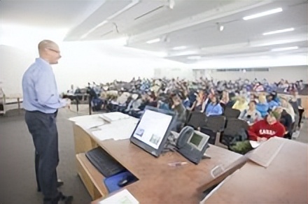 萨斯喀彻温大学介绍,萨斯喀彻温大学