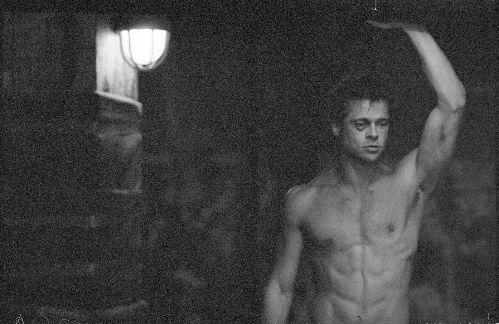 搏击俱乐部结局是什么意思,搏击俱乐部最后出现的是什么