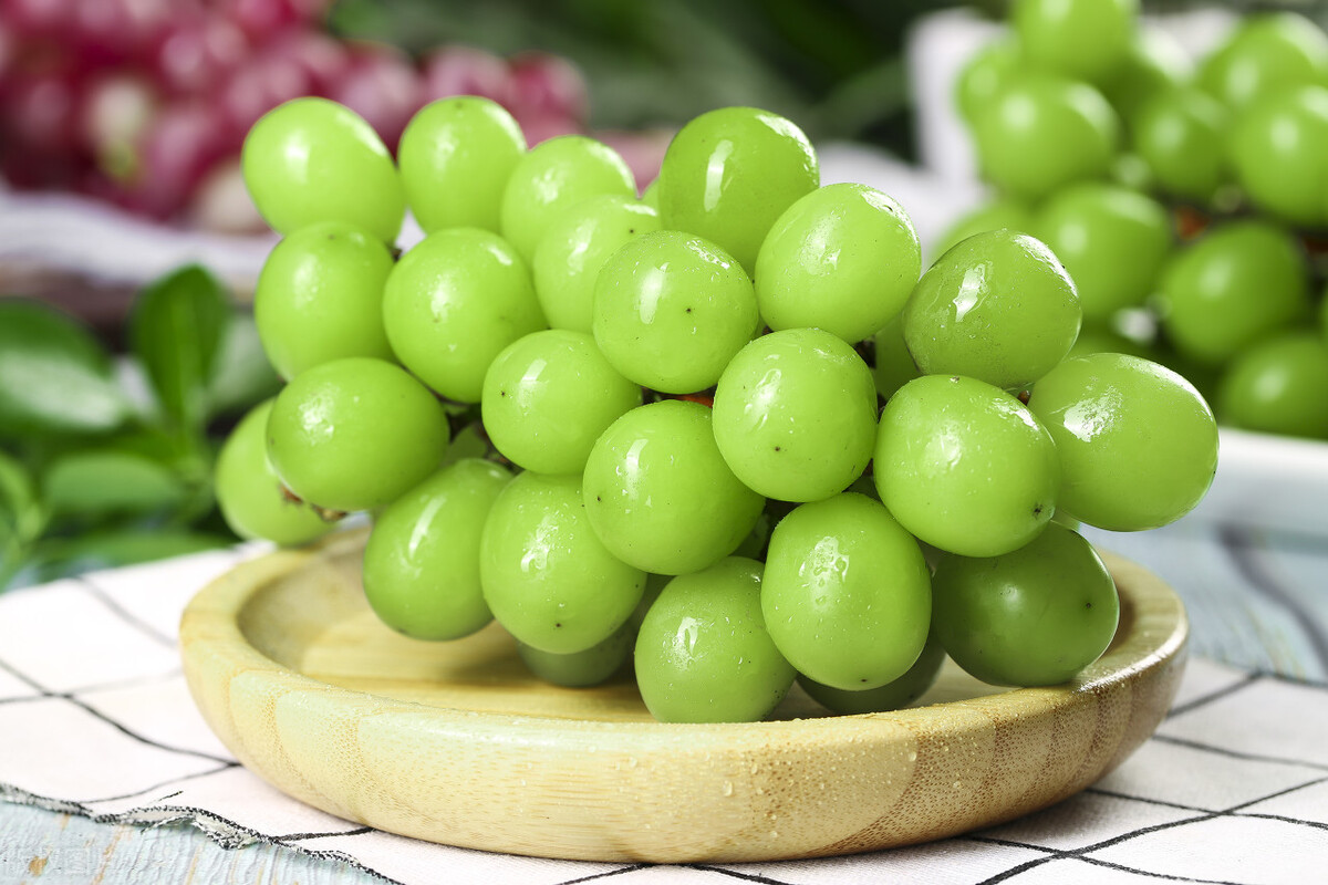 中秋节前10大热销水果:阳光玫瑰依旧第一,嘎啦苹果抢占上市先机