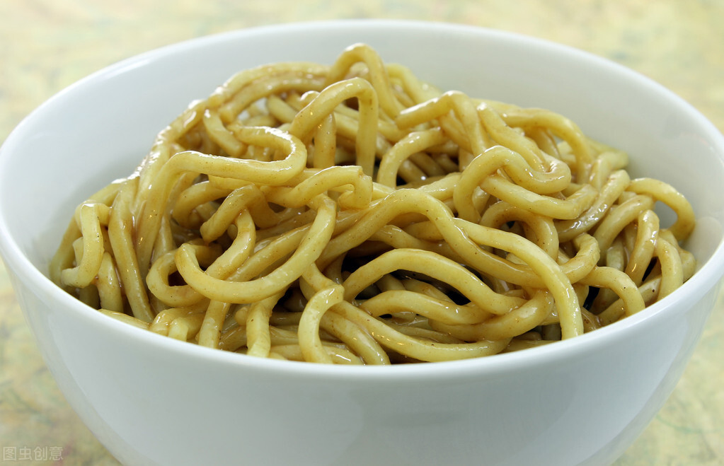 做凉面好吃的秘诀都在这里,想吃凉面不用擀面杖