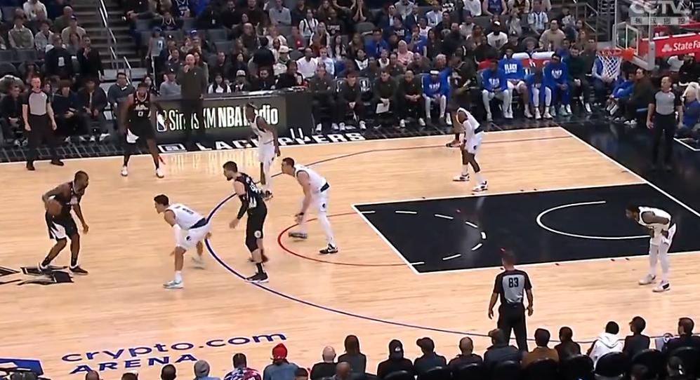 欧文篮网首秀50分超强发挥,欧文独行侠首秀24分4板5助