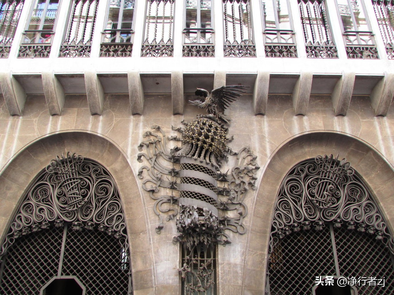 冬日暖阳拔“牙”记（34）巴塞罗那：高迪打造的欧洲之花（上）