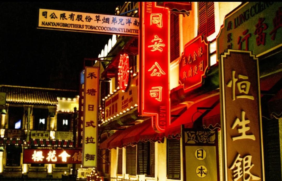 香港新移民:一位58岁阿姨洗碗每个月1.5万元，手指伤了为何不退休