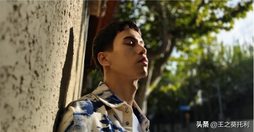 荣耀magic5pro8g12g16g区别,买手机8g运存和12g有什么区别