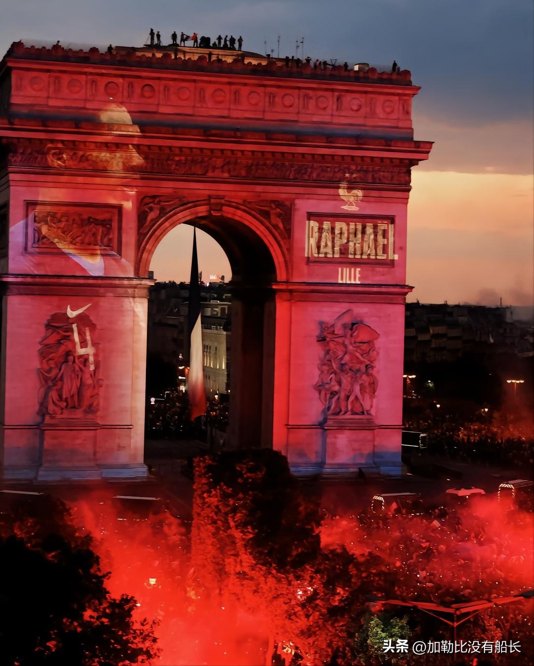 世界足球十大球星退役,世界十大退役球星排名