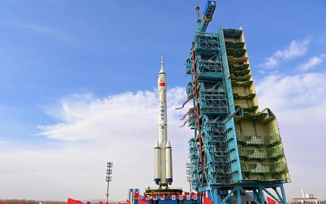 每天英语学习-中英新闻-20221129