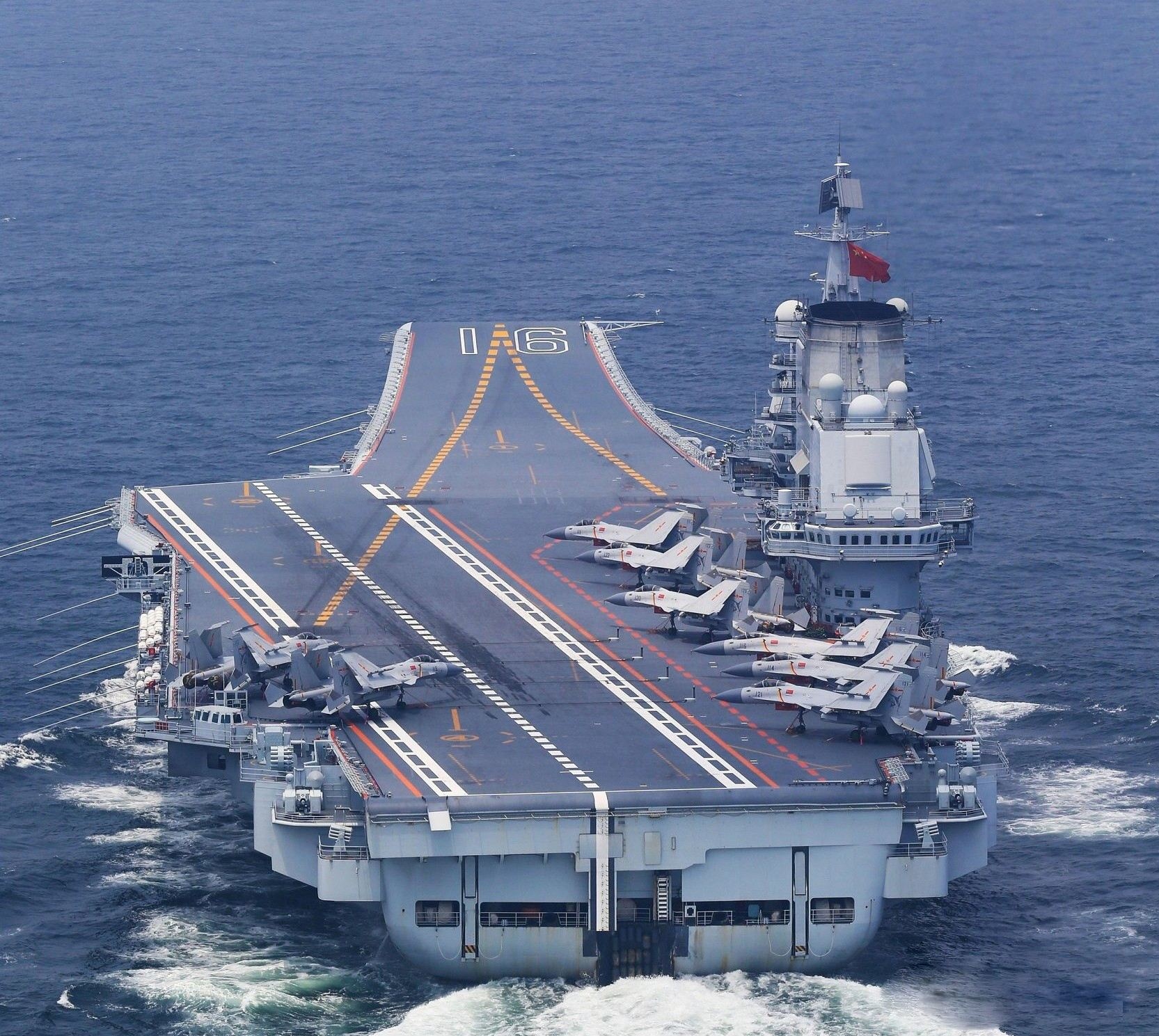 瓦良格号背后的真实故事,瓦良格号的故事