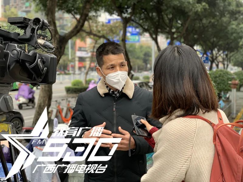 女子加盟连锁奶茶店，一整年都没订过一桶果糖？总部：她违约，押金不退