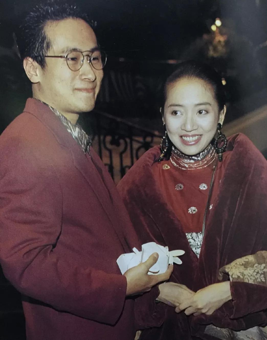 梅艳芳怎么走出失恋,梅艳芳漫步人生路