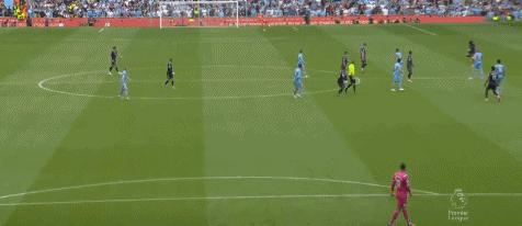 曼城球迷鼓掌欢迎瓜迪奥拉,曼城惊天逆转球迷反应