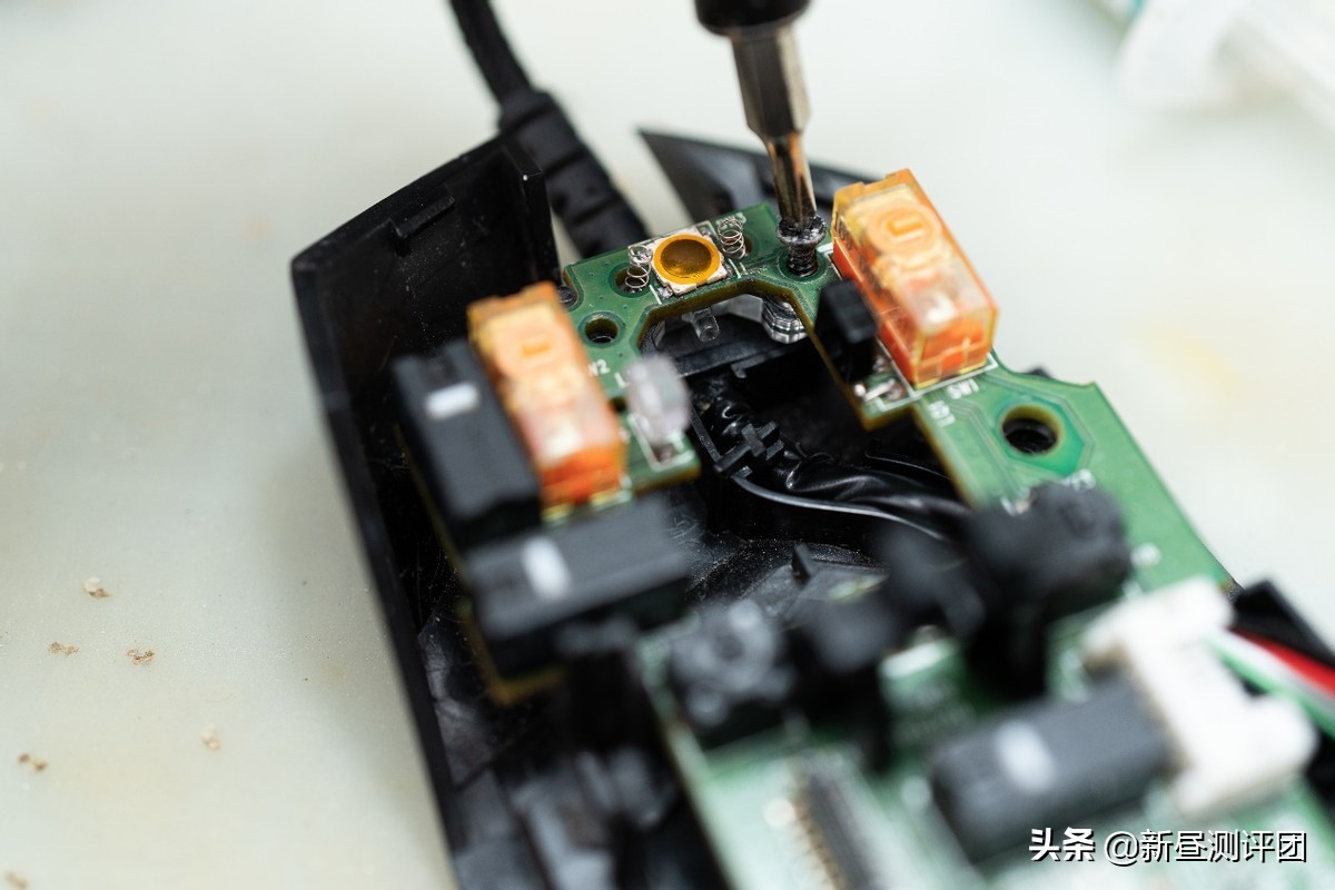 g502鼠标用了8年没事吧,罗技g502鼠标失灵的解决方法