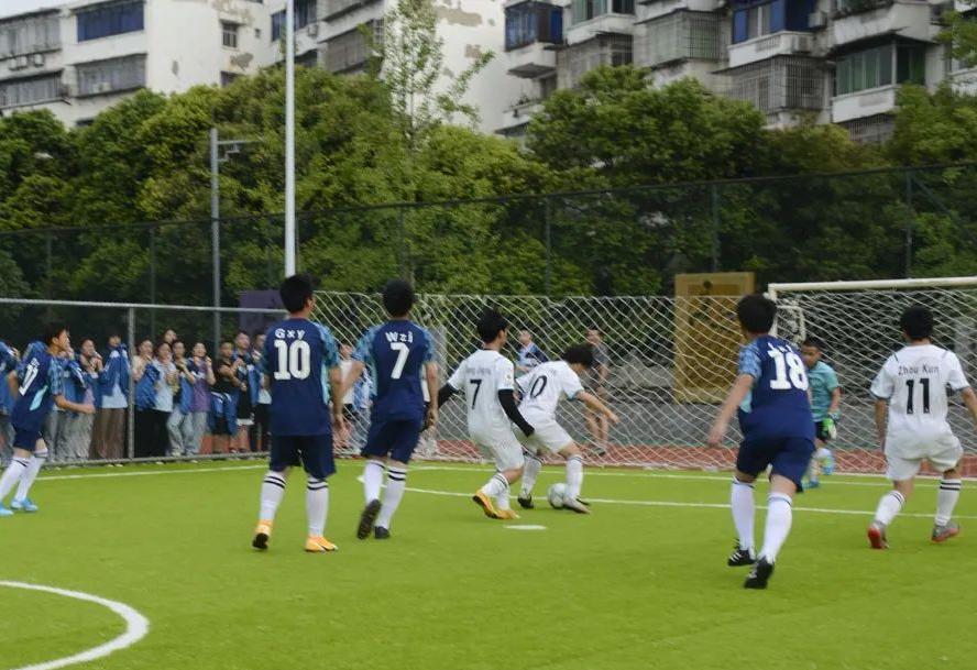 喜迎二十大，拼搏绿茵场——建华中学2022年校园足球联赛开幕