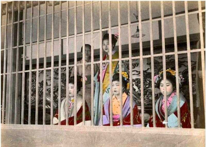 日本奇葩陋习“夜爬”，为了人口繁衍不择手段，上世纪才被废止